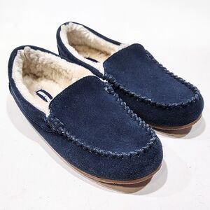 Lands End Womens Sz 8B Navy Blue Suede Moccasin Slippers Fuzzy Faux Fur Lined
